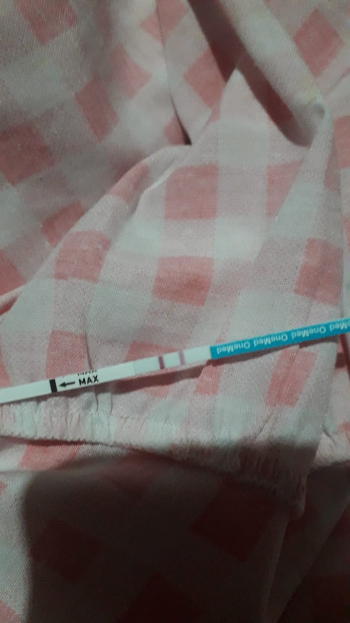 Testpack Garis 2 Tapi Samar, Hamil atau Tidak ya?